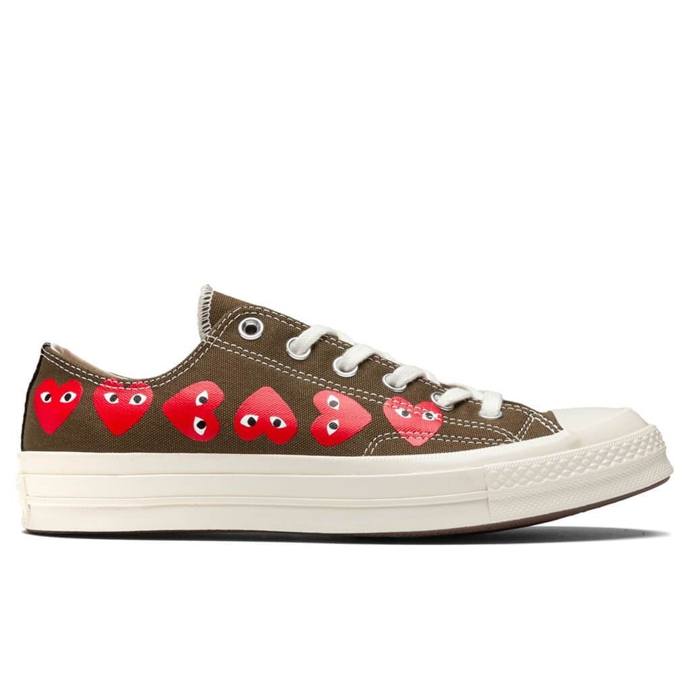 Converse x Comme des Garcons PLAY Multi Heart Chuck 70